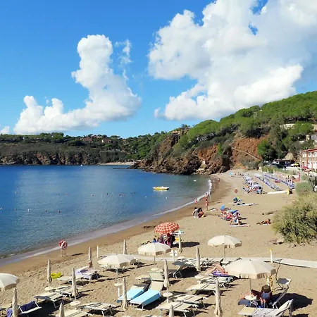 Holiday home Il Melograno-8 By Interhome