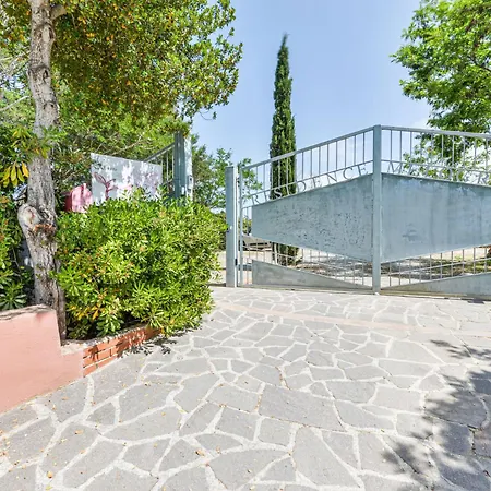 Il Melograno-8 By Interhome *