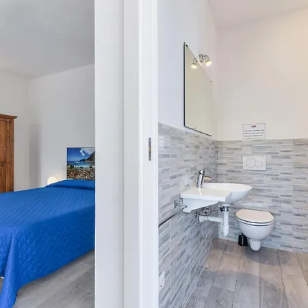 Holiday home Il Melograno-8 By Interhome